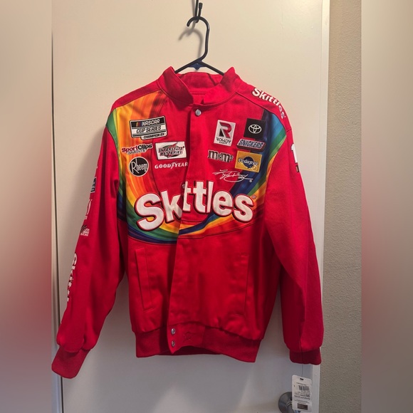 NASCAR Kyle Busch Red Skittles Racing Jacket - Picture 5 of 6